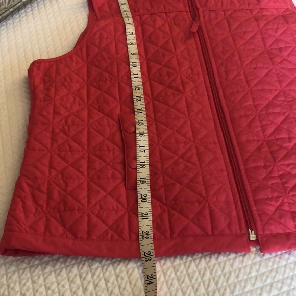 Talbots Quilted Unlined Zip Front Vest - Picture 8 of 8